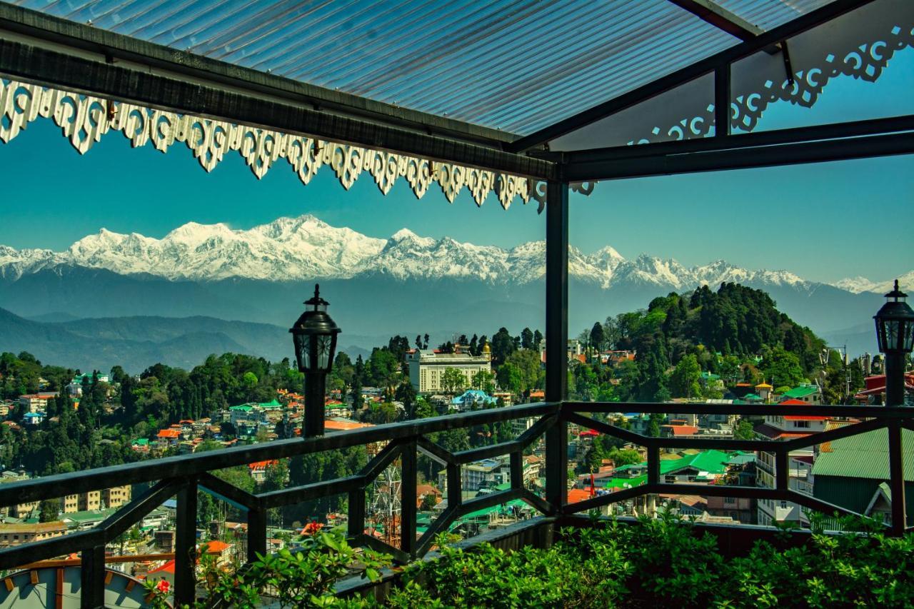 Sumitel Vista 800M From Mall Road Darjeeling  Exterior photo